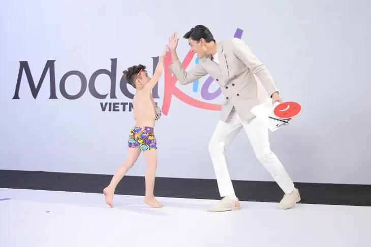 Cuộc đổ bộ màu sắc của các siêu mẫu nhí tại Model Kid Việt Nam 2019 - Ảnh 11.