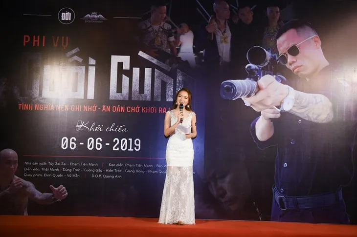 Phim hành động Phi vụ cuối cùng chính thức ra mắt - Ảnh 1. Phim hành động Phi vụ cuối cùng chính thức ra mắt - Ảnh 1.
