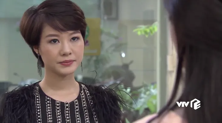 Về nhà đi con - Tập 38: Đau khổ vì bị chồng bôi nhọ, Huệ (Thu Quỳnh) bật chế độ My sói dọn đồ bỏ đi - Ảnh 3. Về nhà đi con - Tập 38: Đau khổ vì bị chồng bôi nhọ, Huệ (Thu Quỳnh) bật chế độ My sói dọn đồ bỏ đi - Ảnh 3.