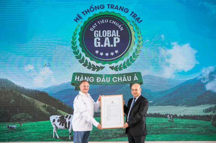 Vinamilk và những bước đi chiến lược trong 30 năm phát triển ngành chăn nuôi bò sữa - Ảnh 4. Vinamilk và những bước đi chiến lược trong 30 năm phát triển ngành chăn nuôi bò sữa - Ảnh 4.