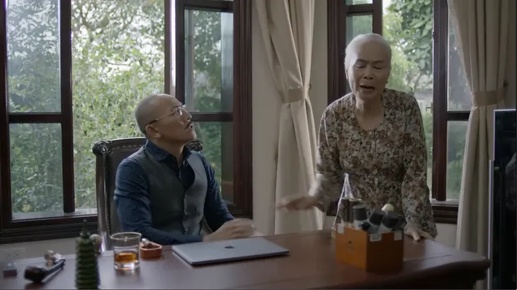 Mê cung - Tập 24: Lộ bí mật thân thế Đồng Huy, mẹ Đồng Vĩnh và quản gia đều gặp chuyện - Ảnh 1. Mê cung - Tập 24: Lộ bí mật thân thế Đồng Huy, mẹ Đồng Vĩnh và quản gia đều gặp chuyện - Ảnh 1.