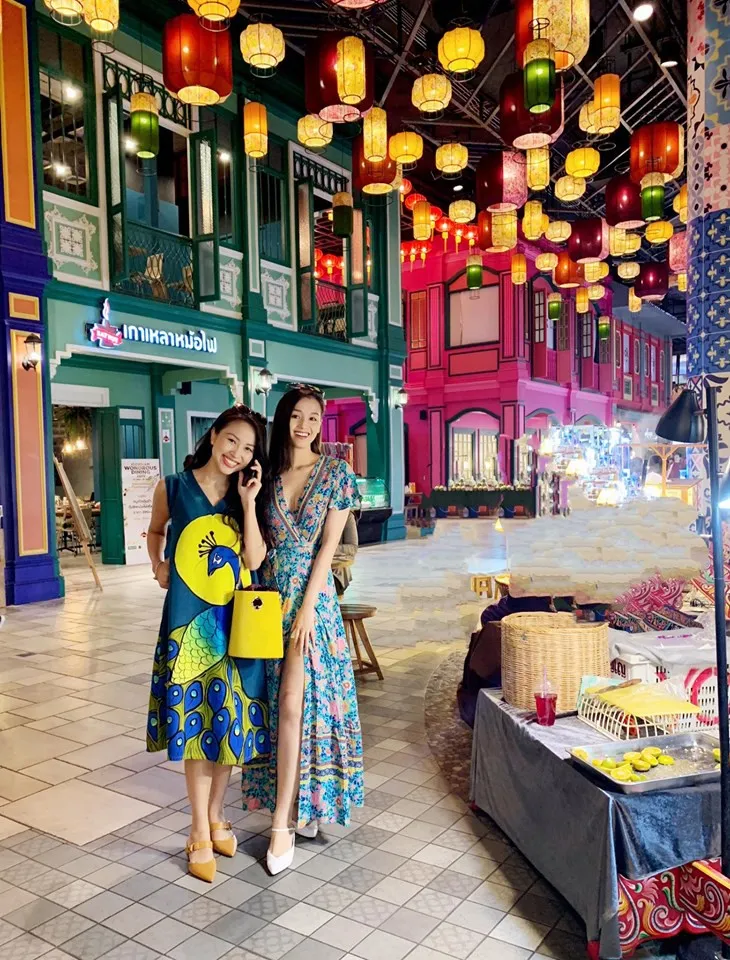 Lã Thanh Huyền vi vu Bangkok cùng cạ cứng MC Thanh Vân Hugo - Ảnh 1. Lã Thanh Huyền vi vu Bangkok cùng cạ cứng MC Thanh Vân Hugo - Ảnh 1.