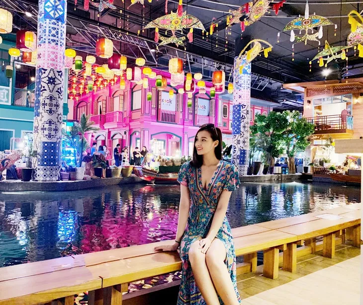 Lã Thanh Huyền vi vu Bangkok cùng cạ cứng MC Thanh Vân Hugo - Ảnh 7. Lã Thanh Huyền vi vu Bangkok cùng cạ cứng MC Thanh Vân Hugo - Ảnh 7.