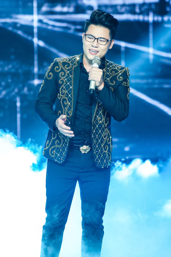 Học trò Ngọc Sơn đăng quang quán quân Thần tượng Bolero 2019 - Ảnh 1. Học trò Ngọc Sơn đăng quang quán quân Thần tượng Bolero 2019 - Ảnh 1.