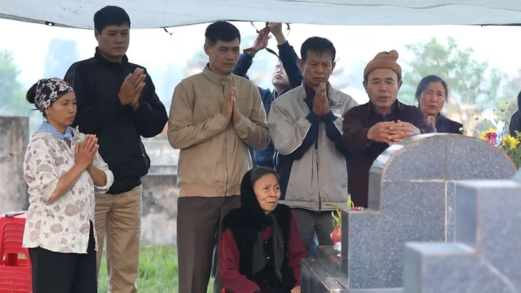 Đạo diễn Tạ Quỳnh Tư: Với “Đường về”, quan trọng là phải thực sự sống với nhân vật - Ảnh 1. Đạo diễn Tạ Quỳnh Tư: Với “Đường về”, quan trọng là phải thực sự sống với nhân vật - Ảnh 1.