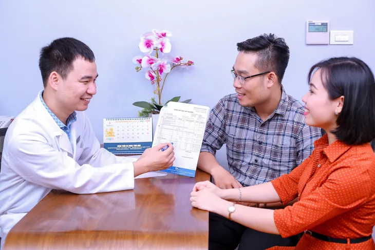 Dự trữ buồng trứng cực thấp vẫn mang thai bằng trứng chính chủ - Ảnh 6. Dự trữ buồng trứng cực thấp vẫn mang thai bằng trứng chính chủ - Ảnh 6.