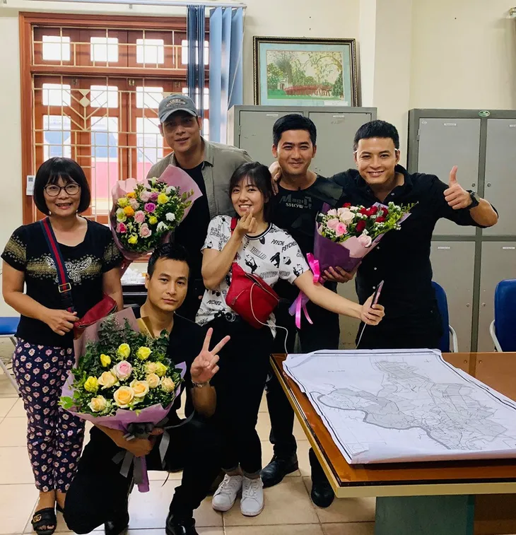Hồng Đăng đầm đìa máu trong cảnh quay đóng máy Mê cung - Ảnh 3. Hồng Đăng đầm đìa máu trong cảnh quay đóng máy Mê cung - Ảnh 3.
