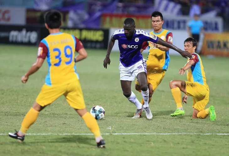 CLB Hà Nội - Hoàng Anh Gia Lai: Chờ đợi tiệc bóng đá tấn công (19h00 ngày 17/7) - Ảnh 3. CLB Hà Nội - Hoàng Anh Gia Lai: Chờ đợi tiệc bóng đá tấn công (19h00 ngày 17/7) - Ảnh 3.