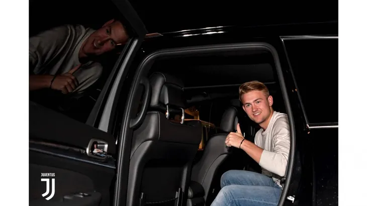 CẬP NHẬT: Matthijs de Ligt tới Juventus kiểm tra y tế - Ảnh 4. CẬP NHẬT: Matthijs de Ligt tới Juventus kiểm tra y tế - Ảnh 4.