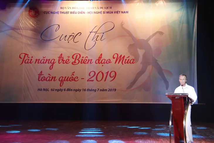 Cuộc thi Tài năng trẻ Biên đạo múa toàn quốc 2019: Vinh danh những biên đạo xuất sắc nhất - Ảnh 1. Cuộc thi Tài năng trẻ Biên đạo múa toàn quốc 2019: Vinh danh những biên đạo xuất sắc nhất - Ảnh 1.
