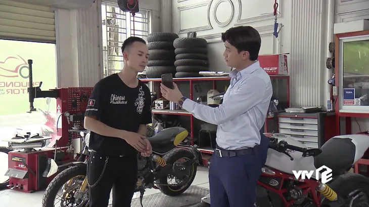 Về nhà đi con - Tập 66: Qua đêm với Nhã sau khi hé lộ về hợp đồng hôn nhân, Vũ tự hào khoe thành quả với bạn thân - Ảnh 12. Về nhà đi con - Tập 66: Qua đêm với Nhã sau khi hé lộ về hợp đồng hôn nhân, Vũ tự hào khoe thành quả với bạn thân - Ảnh 12.