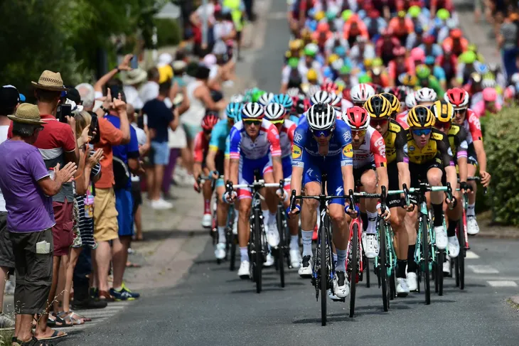 Caleb Ewan về nhất chặng 11 giải xe đạp Tour de France - Ảnh 1. Caleb Ewan về nhất chặng 11 giải xe đạp Tour de France - Ảnh 1.
