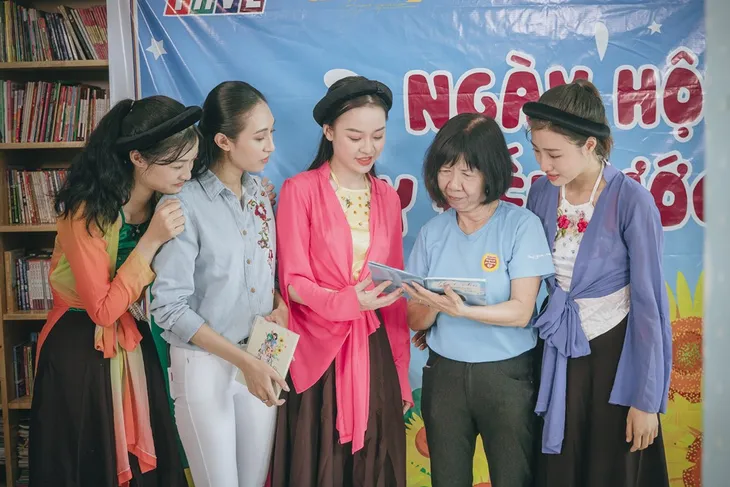 Thí sinh Miss World Việt Nam khoe giọng hát lan tỏa lòng nhân ái - Ảnh 1. Thí sinh Miss World Việt Nam khoe giọng hát lan tỏa lòng nhân ái - Ảnh 1.