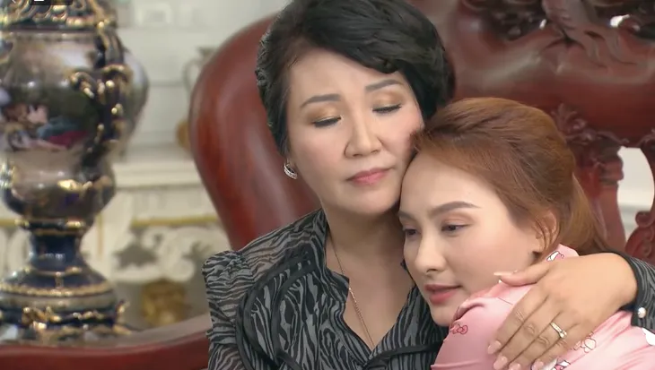 Về nhà đi con - Tập 57: Nhã gây ấn tượng với ông Luật, Thư lại bị coi là con dâu đào mỏ - Ảnh 1. Về nhà đi con - Tập 57: Nhã gây ấn tượng với ông Luật, Thư lại bị coi là con dâu đào mỏ - Ảnh 1.