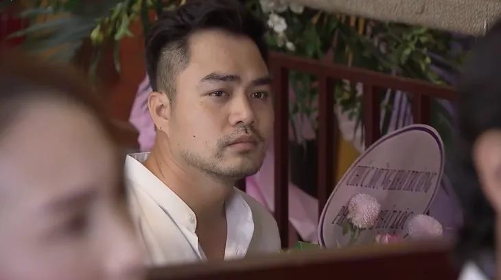 Về nhà đi con - Tập 72: Khải ra tù, bất ngờ đến mừng khai trương quán trà của Huệ - Ảnh 3. Về nhà đi con - Tập 72: Khải ra tù, bất ngờ đến mừng khai trương quán trà của Huệ - Ảnh 3.