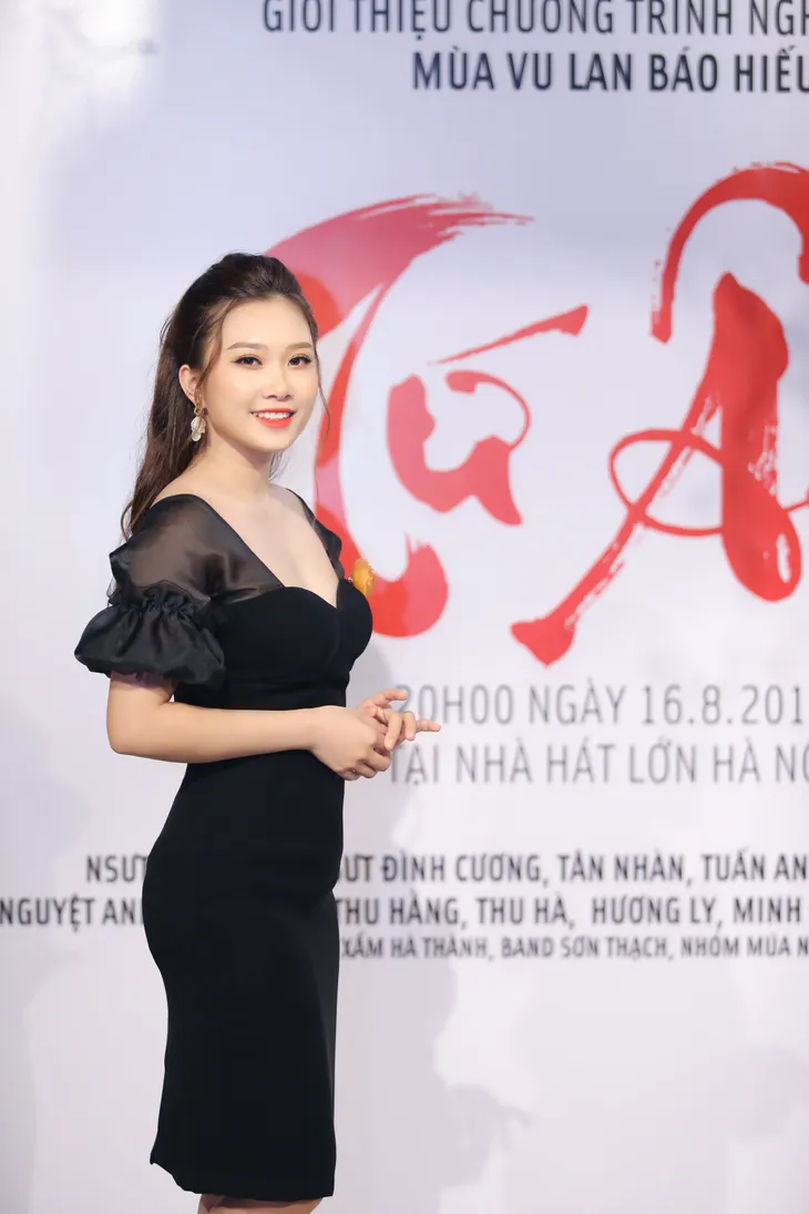 Thưởng thức bản hòa ca giữa đạo và đời trong đêm nhạc Tứ Ân - Ảnh 9. Thưởng thức bản hòa ca giữa đạo và đời trong đêm nhạc Tứ Ân - Ảnh 9.