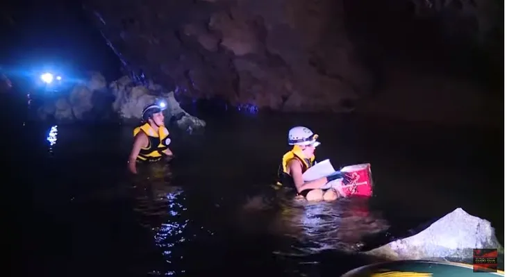 Cuộc đua kỳ thú 2019: Các hoa hậu gặp khó với thử thách... cưỡi trâu vượt sông - Ảnh 6. Cuộc đua kỳ thú 2019: Các hoa hậu gặp khó với thử thách... cưỡi trâu vượt sông - Ảnh 6.