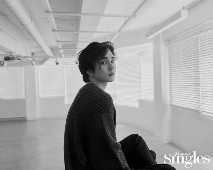 Yoo Seung Ho muốn có những trải nghiệm mới mẻ - Ảnh 2. Yoo Seung Ho muốn có những trải nghiệm mới mẻ - Ảnh 2.