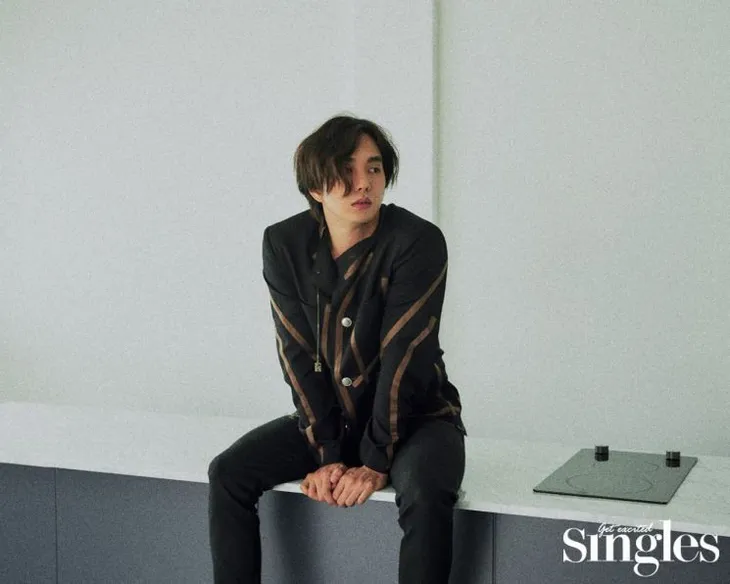 Yoo Seung Ho muốn có những trải nghiệm mới mẻ - Ảnh 3. Yoo Seung Ho muốn có những trải nghiệm mới mẻ - Ảnh 3.