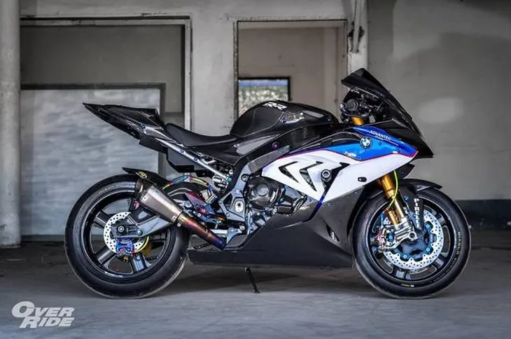Xe độ BMW S1000RR - Sát thủ săn mồi đại dương - Ảnh 1. Xe độ BMW S1000RR - Sát thủ săn mồi đại dương - Ảnh 1.
