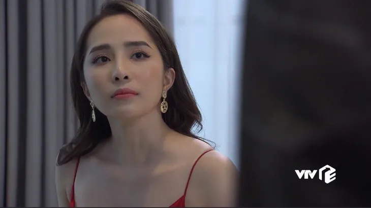 Về nhà đi con: Ngỡ thắng lớn trong màn trả thù thế kỷ, Nhã lại thua cuộc đầy đau đớn - Ảnh 6. Về nhà đi con: Ngỡ thắng lớn trong màn trả thù thế kỷ, Nhã lại thua cuộc đầy đau đớn - Ảnh 6.