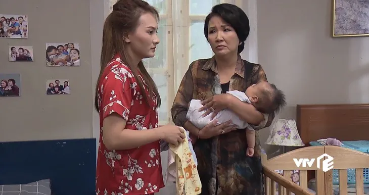 Về nhà đi con - Tập 75: Giữa lúc chồng bị bồ lừa đau, Thư trìu mến động viên Bố Vũ cố lên! - Ảnh 1. Về nhà đi con - Tập 75: Giữa lúc chồng bị bồ lừa đau, Thư trìu mến động viên Bố Vũ cố lên! - Ảnh 1.