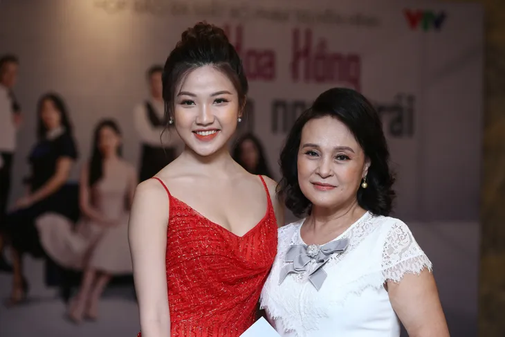 NSND Hoàng Cúc quay trở lại màn ảnh sau 10 năm vì lý do này - Ảnh 1.