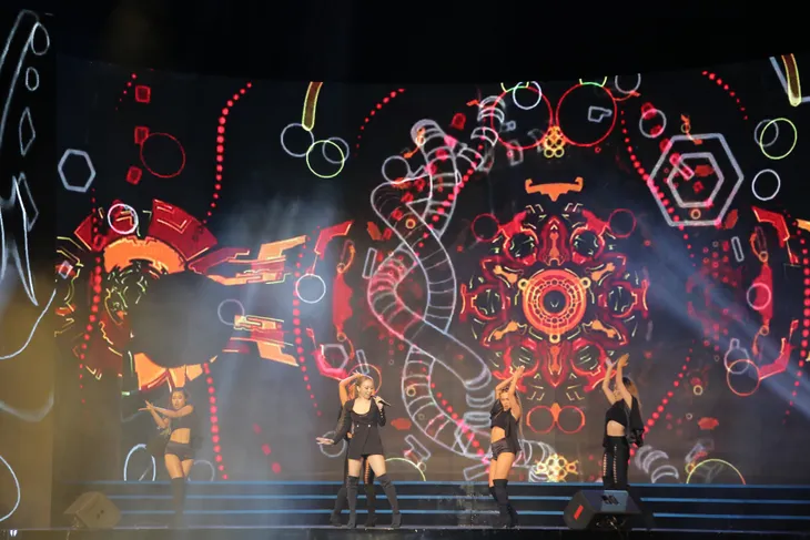 Đại nhạc hội ASEAN - Nhật Bản 2019: Âm nhạc phá bỏ mọi rào cản, đem mọi người đến gần nhau hơn - Ảnh 1. Đại nhạc hội ASEAN - Nhật Bản 2019: Âm nhạc phá bỏ mọi rào cản, đem mọi người đến gần nhau hơn - Ảnh 1.