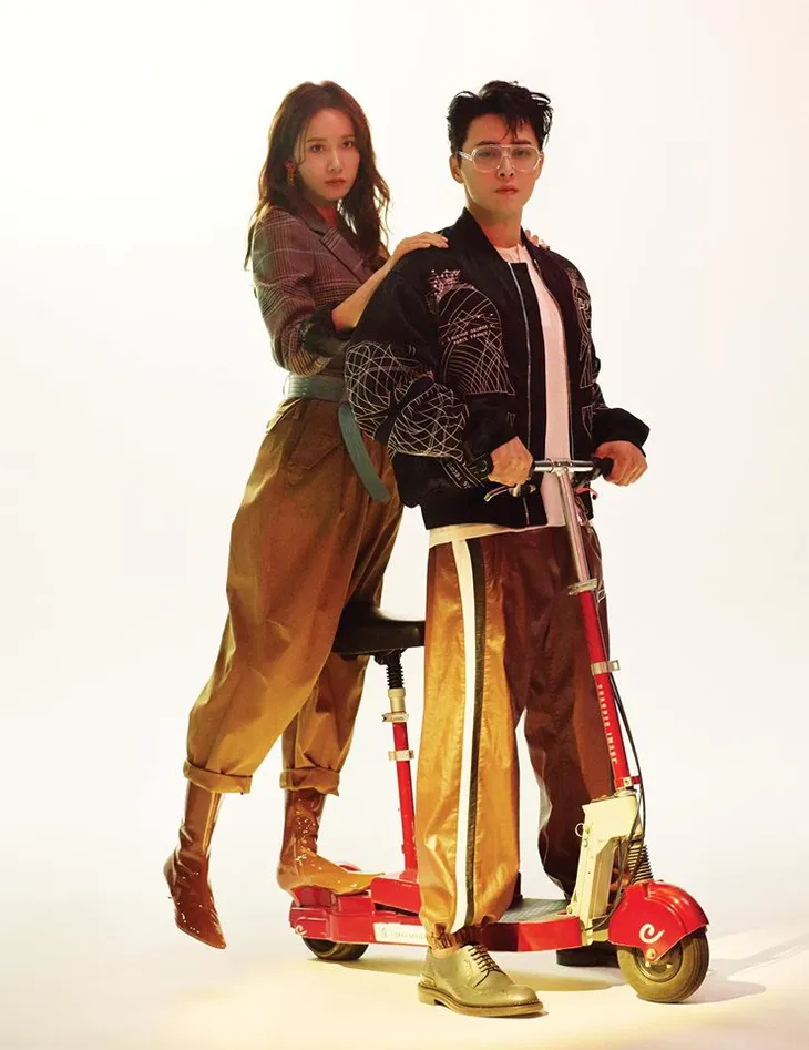 YoonA và Jo Jung Suk cực trẻ trung trên High Cut - Ảnh 3. YoonA và Jo Jung Suk cực trẻ trung trên High Cut - Ảnh 3.