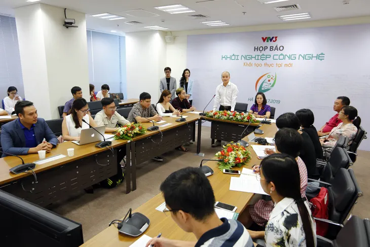 Khởi nghiệp công nghệ: Khởi tạo thực tại mới - Ảnh 1. Khởi nghiệp công nghệ: Khởi tạo thực tại mới - Ảnh 1.