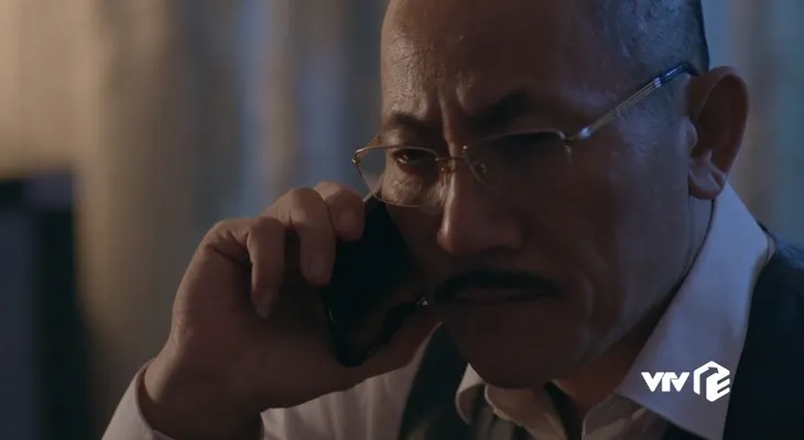 Mê cung - Tập 21: Thế lực thuê hội Ác La mạnh cỡ nào mà mẹ Khánh phải hủy hết chứng cớ? - Ảnh 6. Mê cung - Tập 21: Thế lực thuê hội Ác La mạnh cỡ nào mà mẹ Khánh phải hủy hết chứng cớ? - Ảnh 6.