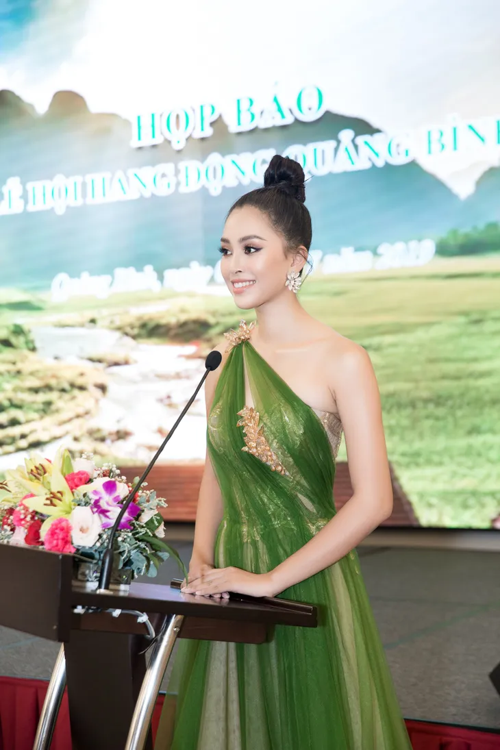 Hoa hậu Tiểu Vy hào hứng trở thành Đại sứ của Quảng Bình - Ảnh 5. Hoa hậu Tiểu Vy hào hứng trở thành Đại sứ của Quảng Bình - Ảnh 5.