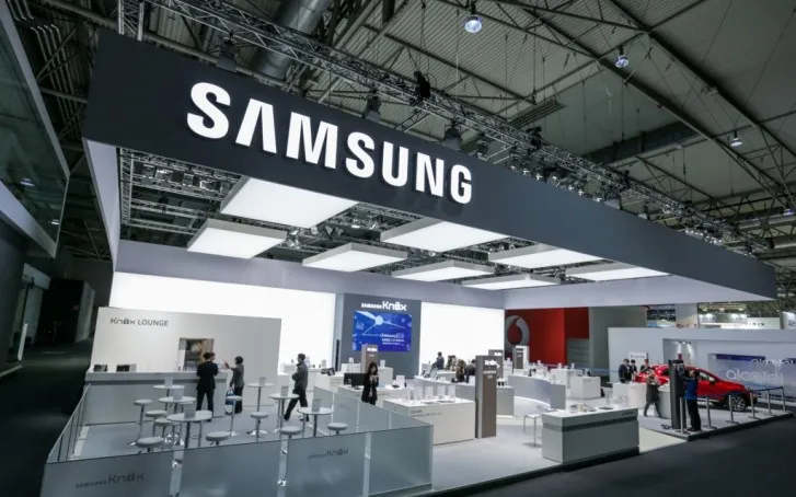 Lợi nhuận của Samsung có thể giảm một nửa vì… Huawei - Ảnh 1. Lợi nhuận của Samsung có thể giảm một nửa vì… Huawei - Ảnh 1.