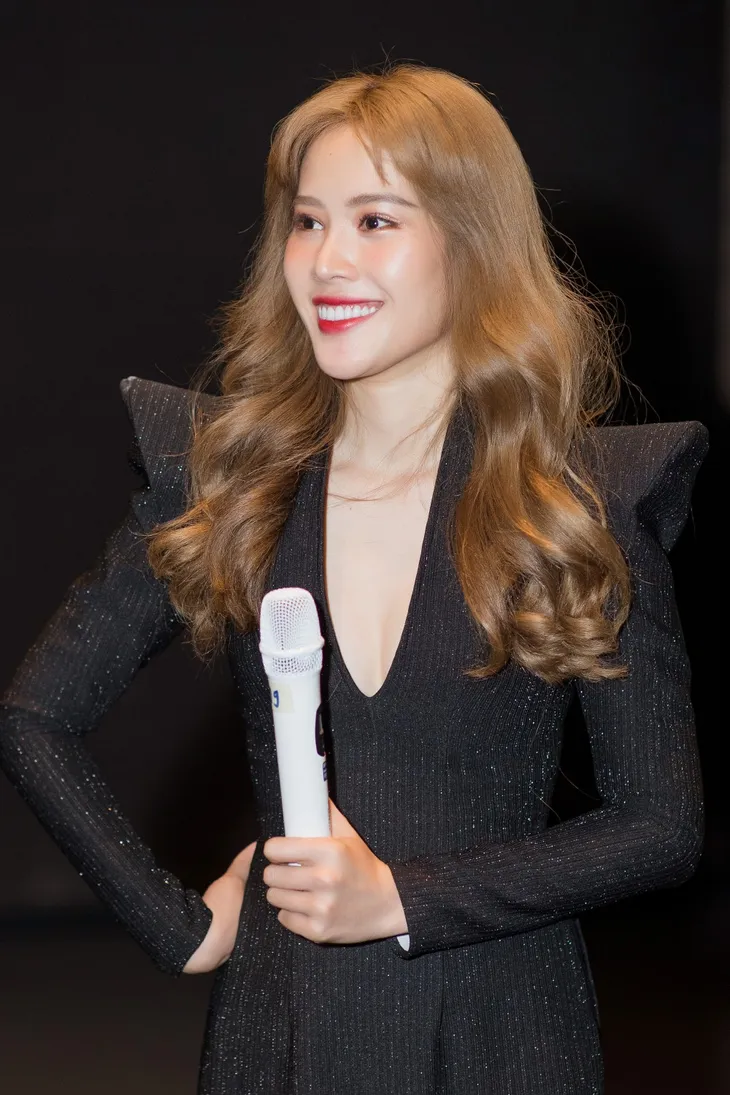 Nam Thư: Tôi bắt tay với Nam Em vì mắc nợ - Ảnh 5. Nam Thư: Tôi bắt tay với Nam Em vì mắc nợ - Ảnh 5.