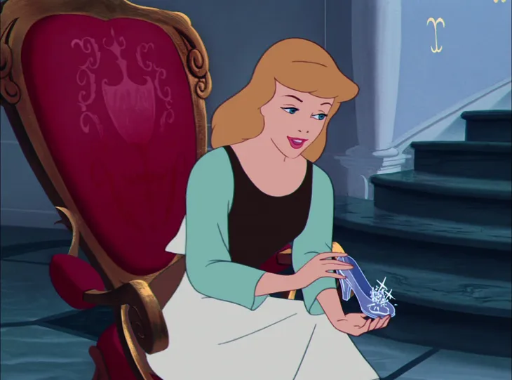Ngắm nhìn nhan sắc của các công chúa Disney phiên bản điện ảnh - Ảnh 6. Ngắm nhìn nhan sắc của các công chúa Disney phiên bản điện ảnh - Ảnh 6.
