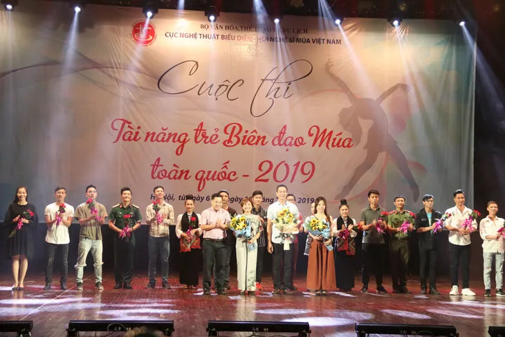 Sơ khảo Cuộc thi Tài năng trẻ Biên đạo Múa toàn quốc 2019: Nơi các tài năng biên đạo múa cả nước hội tụ - Ảnh 1.