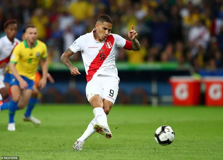 ẢNH: Jesus nhận thẻ đỏ, Brazil vẫn vô địch Copa America sau 12 năm chờ đợi - Ảnh 7. ẢNH: Jesus nhận thẻ đỏ, Brazil vẫn vô địch Copa America sau 12 năm chờ đợi - Ảnh 7.