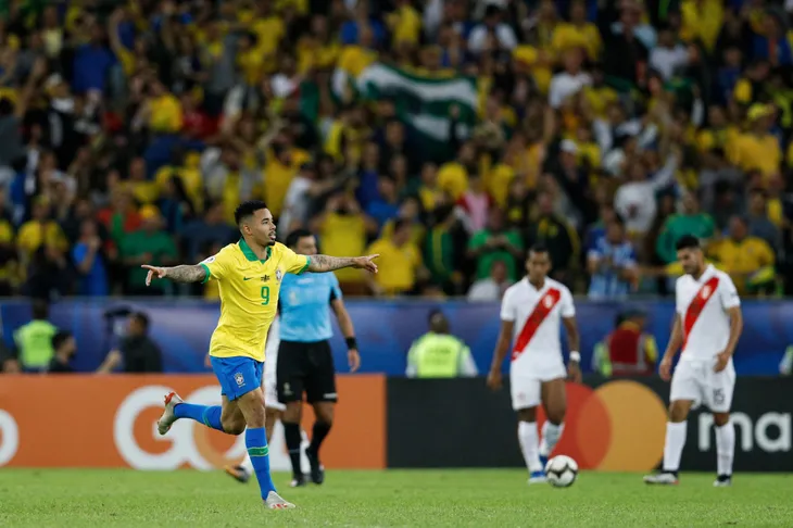ẢNH: Jesus nhận thẻ đỏ, Brazil vẫn vô địch Copa America sau 12 năm chờ đợi - Ảnh 10. ẢNH: Jesus nhận thẻ đỏ, Brazil vẫn vô địch Copa America sau 12 năm chờ đợi - Ảnh 10.