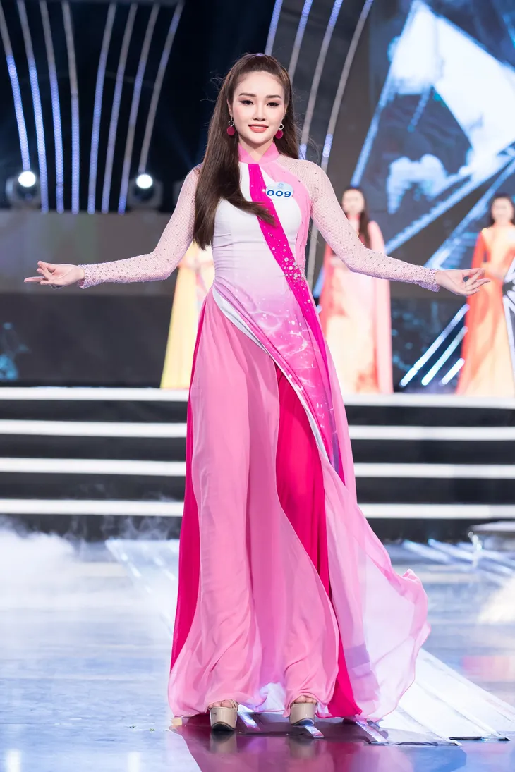 Top 20 thí sinh phía Bắc lọt Chung kết Miss World Việt Nam 2019 - Ảnh 6. Top 20 thí sinh phía Bắc lọt Chung kết Miss World Việt Nam 2019 - Ảnh 6.