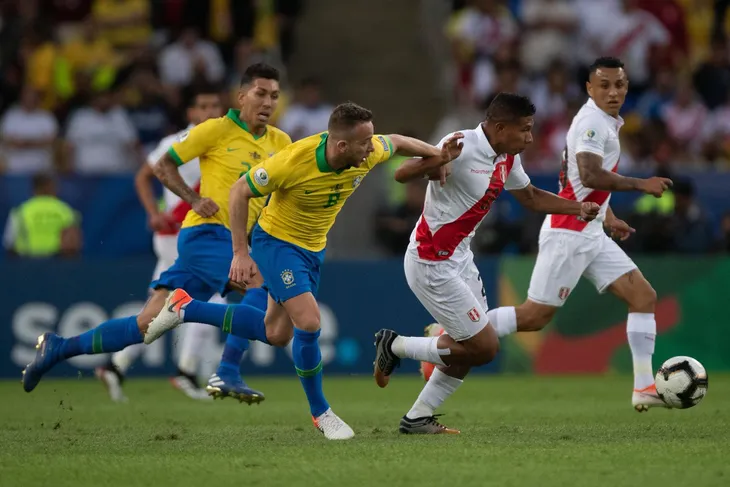 ẢNH: Jesus nhận thẻ đỏ, Brazil vẫn vô địch Copa America sau 12 năm chờ đợi - Ảnh 5. ẢNH: Jesus nhận thẻ đỏ, Brazil vẫn vô địch Copa America sau 12 năm chờ đợi - Ảnh 5.