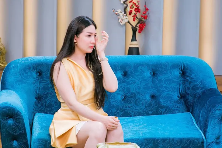 Vợ Dương Ngọc Thái tiết lộ từng bị trầm cảm sau sinh - Ảnh 1. Vợ Dương Ngọc Thái tiết lộ từng bị trầm cảm sau sinh - Ảnh 1.