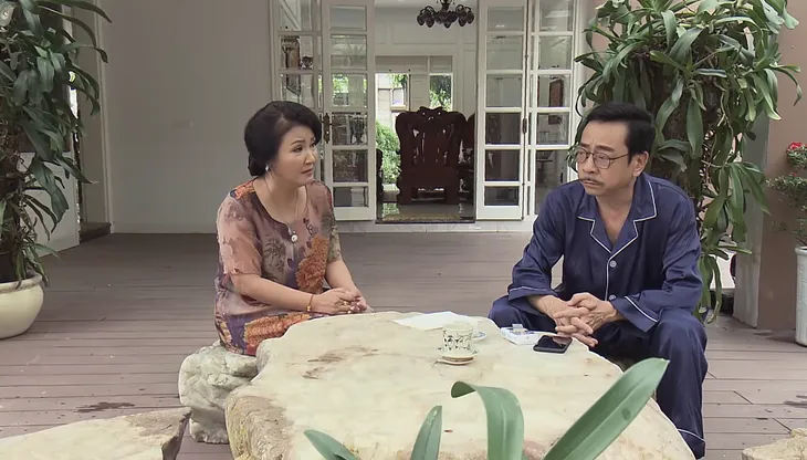 Về nhà đi con - Tập 79: Bà Giang ấm ức khi biết chuyện Thư ly hôn nhận 3 tỷ đồng của Vũ - Ảnh 5. Về nhà đi con - Tập 79: Bà Giang ấm ức khi biết chuyện Thư ly hôn nhận 3 tỷ đồng của Vũ - Ảnh 5.