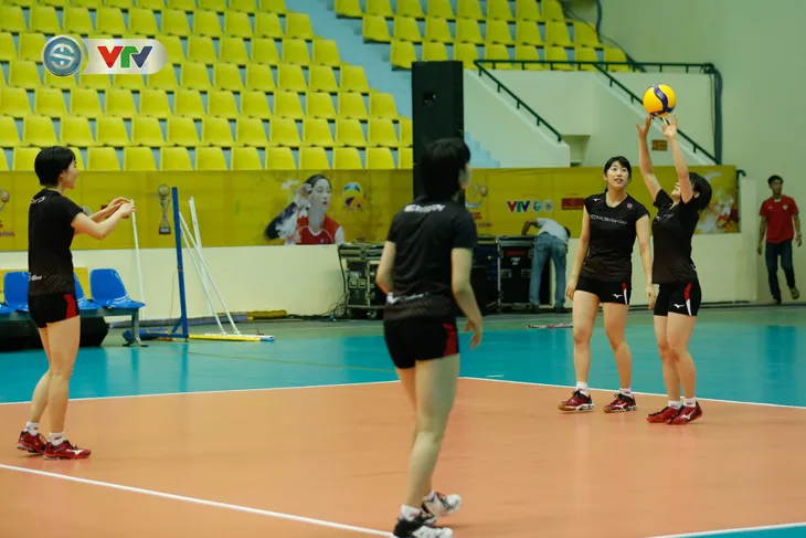 VTV Cup Tôn Hoa Sen 2019: Sự chuyên nghiệp của CLB NEC (Nhật Bản) - Ảnh 3. VTV Cup Tôn Hoa Sen 2019: Sự chuyên nghiệp của CLB NEC (Nhật Bản) - Ảnh 3.