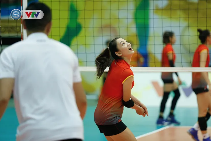 VTV Cup 2019: Buổi tập tràn đầy tiếng cười của ĐT bóng chuyền nữ Việt Nam - Ảnh 13. VTV Cup 2019: Buổi tập tràn đầy tiếng cười của ĐT bóng chuyền nữ Việt Nam - Ảnh 13.