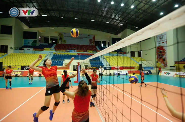 VTV Cup 2019: Buổi tập tràn đầy tiếng cười của ĐT bóng chuyền nữ Việt Nam - Ảnh 6. VTV Cup 2019: Buổi tập tràn đầy tiếng cười của ĐT bóng chuyền nữ Việt Nam - Ảnh 6.