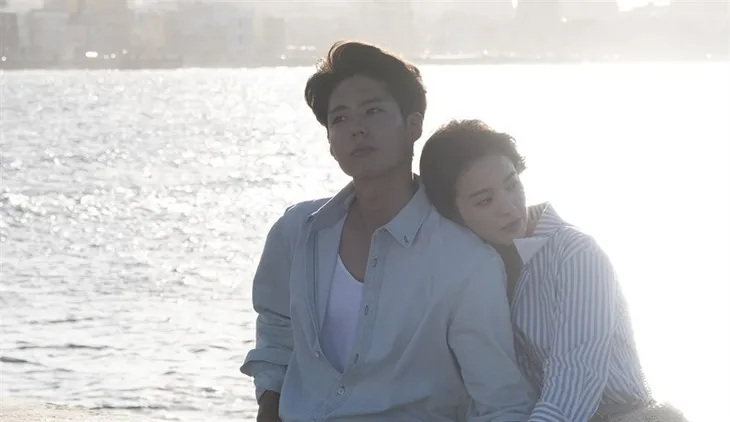 Phim Hàn Quốc Bạn trai - Mối tình chị em định mệnh của Song Hye Kyo và Park Bo Gum - Ảnh 4. Phim Hàn Quốc Bạn trai - Mối tình chị em định mệnh của Song Hye Kyo và Park Bo Gum - Ảnh 4.