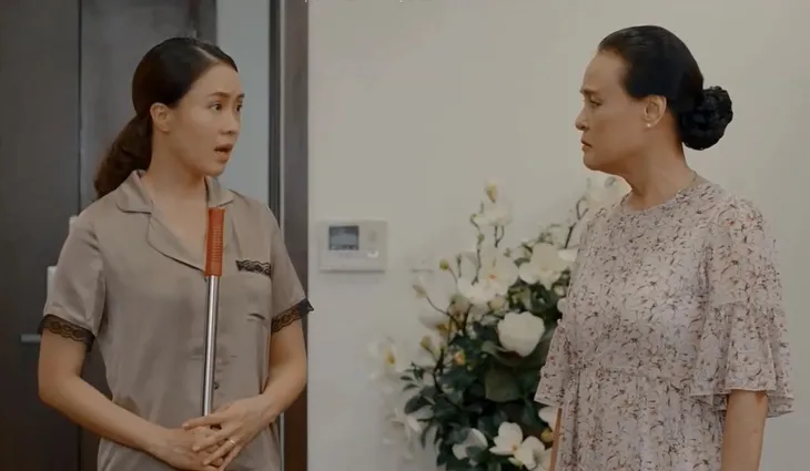 Hoa hồng trên ngực trái: Muốn đến công ty chồng làm để thoát cảnh ăn bám, Khuê (Hồng Diễm) lại bị đuổi khéo - Ảnh 2. Hoa hồng trên ngực trái: Muốn đến công ty chồng làm để thoát cảnh ăn bám, Khuê (Hồng Diễm) lại bị đuổi khéo - Ảnh 2.