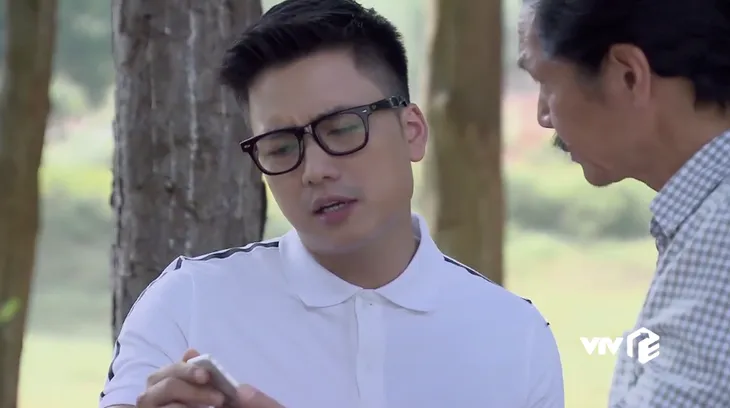 Về nhà đi con ngoại truyện - Tập 1: Biết Thư đi họp lớp cùng mối tình đầu, Vũ ủ mưu lôi kéo cả nhà vợ đến chỗ Thư - Ảnh 7. Về nhà đi con ngoại truyện - Tập 1: Biết Thư đi họp lớp cùng mối tình đầu, Vũ ủ mưu lôi kéo cả nhà vợ đến chỗ Thư - Ảnh 7.
