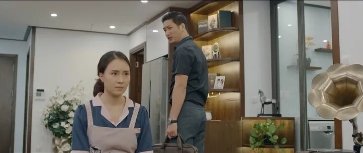 Hoa hồng trên ngực trái - Tập 3: Bị bắt tại trận được Thái xỏ giày giúp, Trà vẫn lật ngược tình thế khiến Khuê hàm oan - Ảnh 4. Hoa hồng trên ngực trái - Tập 3: Bị bắt tại trận được Thái xỏ giày giúp, Trà vẫn lật ngược tình thế khiến Khuê hàm oan - Ảnh 4.