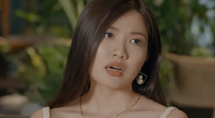 Hoa hồng trên ngực trái - Tập 4: Diễn xuất như thỏ non, Trà (Lương Thanh) ngày càng được Thái yêu chiều - Ảnh 1. Hoa hồng trên ngực trái - Tập 4: Diễn xuất như thỏ non, Trà (Lương Thanh) ngày càng được Thái yêu chiều - Ảnh 1.